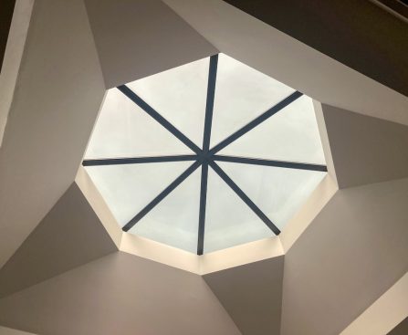 Photo geometric pendant light