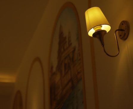 Photo luxury wall lamp