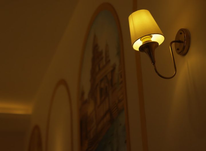 Photo luxury wall lamp