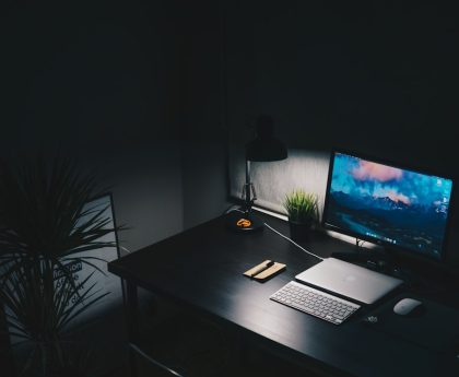 Photo desk lighting